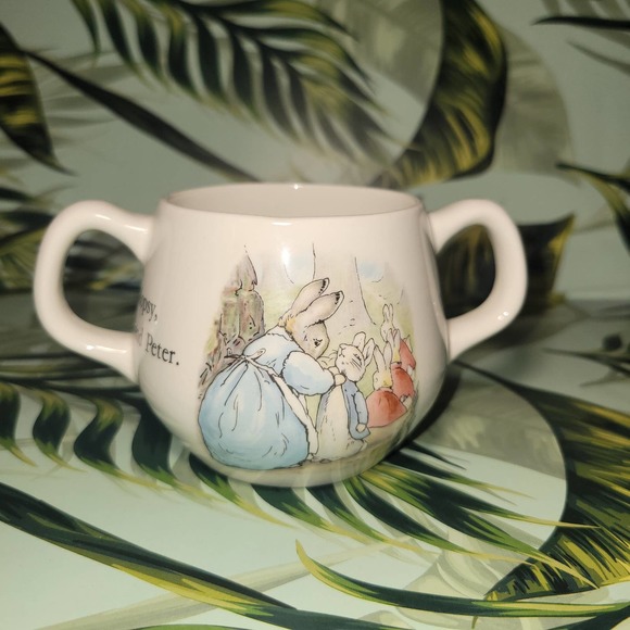 Wedgwood England Peter Rabbit Beatrix Potter Double Handle Child Cup Mug Classic - Picture 1 of 5
